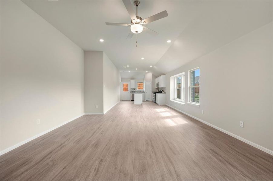 Spacious, unfurnished interior of a new home in Elevon, Lavon (Image 21). Spacious, unfurnished interior of a new home in Elevon, Lavon (Image 21).