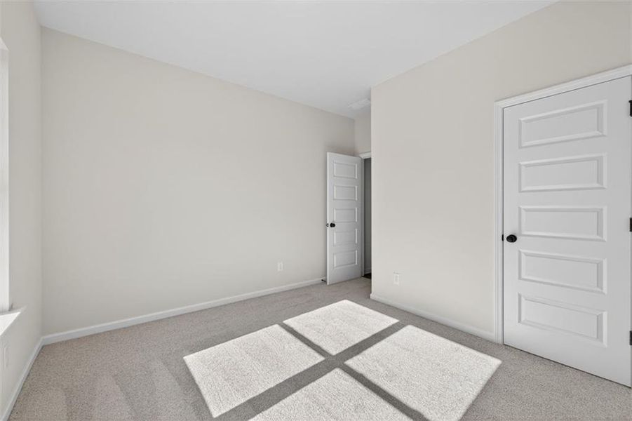 Spacious, unfurnished interior of a new home in Allen Manor, Hoschton (Image 37).