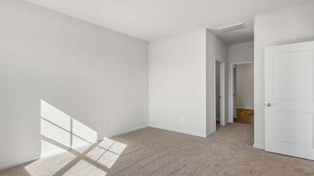 Representative unfurnished interior of a home built from the ARIA by D.R. Horton in Vineyard Trail, Jacksonville (Image 20). Representative unfurnished interior of a home built from the ARIA by D.R. Horton in Vineyard Trail, Jacksonville (Image 20).