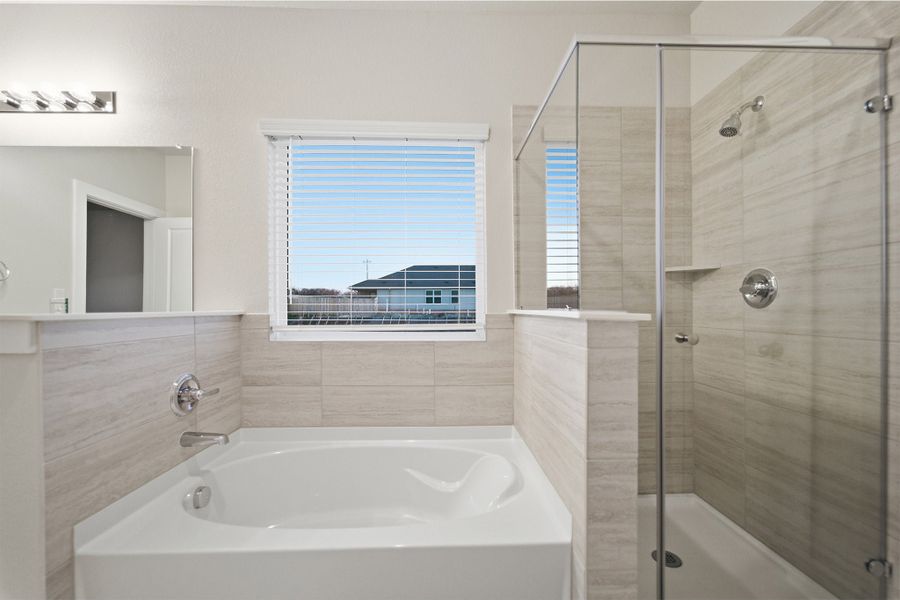 Furnished interior view inside a new home in Hunters Glen, Jarrell (Image 12).