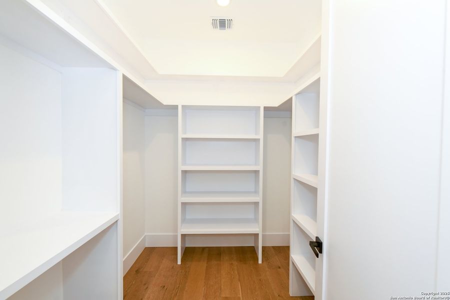 Image 17 of a home in .