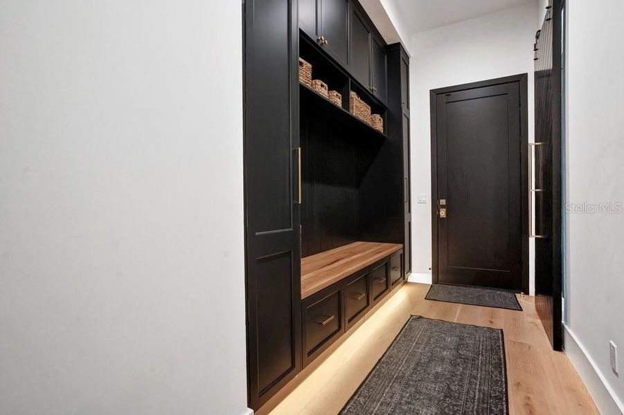 Furnished interior view inside a new home in , Windermere (Image 54).