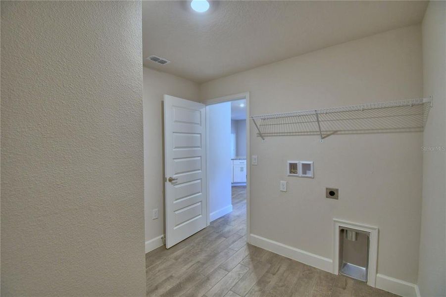 Spacious, unfurnished interior of a new home in Lake Juliana Estates, Auburndale (Image 22). Spacious, unfurnished interior of a new home in Lake Juliana Estates, Auburndale (Image 22).