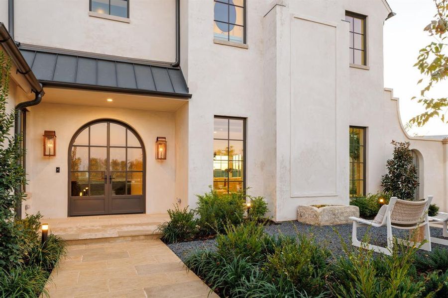 Exterior details and patio area of a home in , Frisco (Image 3).