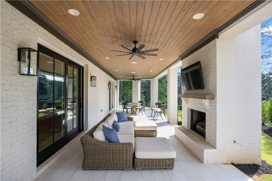 Exterior details and patio area of a home in Manor Estates, Alpharetta (Image 23).