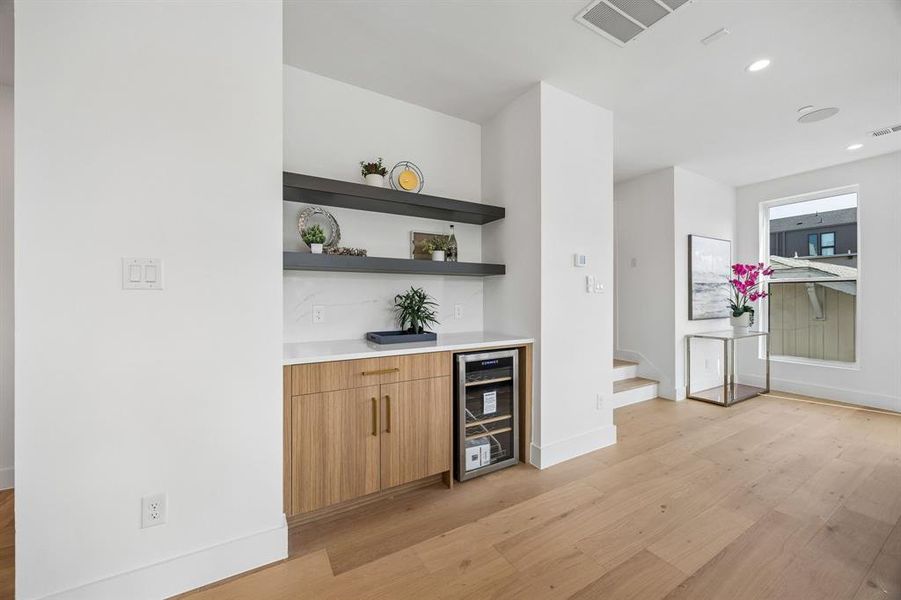 Furnished interior view inside a new home in , Dallas (Image 33). Furnished interior view inside a new home in , Dallas (Image 33).