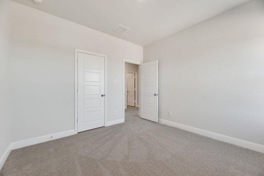 Spacious, unfurnished interior of a new home in Arbors at Legacy Hills, Celina (Image 27).