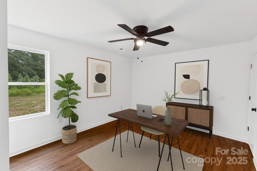 Furnished interior view inside a new home in , Gastonia (Image 7).
