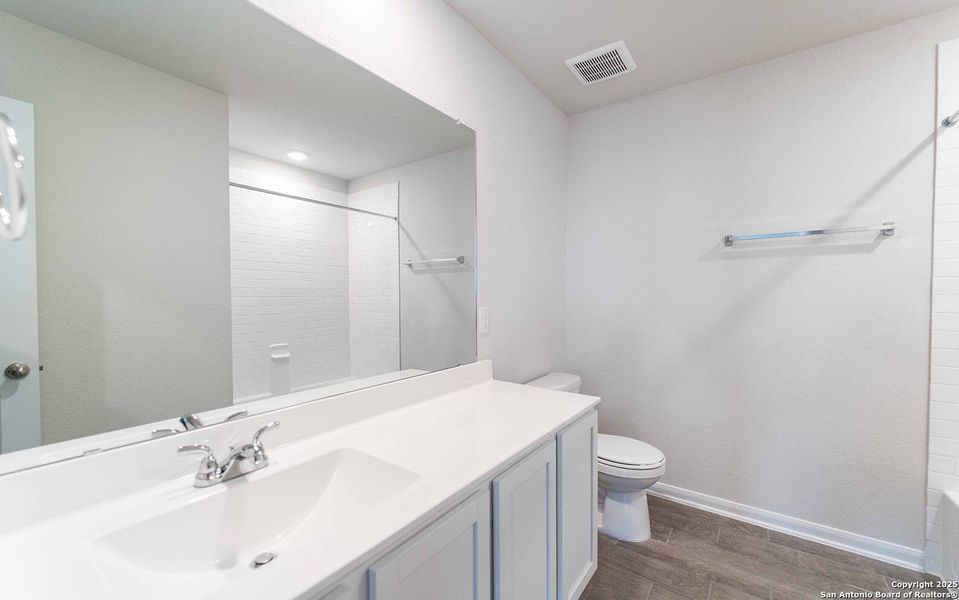 Furnished interior view inside a new home in Mesa Vista, Von Ormy (Image 4). Furnished interior view inside a new home in Mesa Vista, Von Ormy (Image 4).