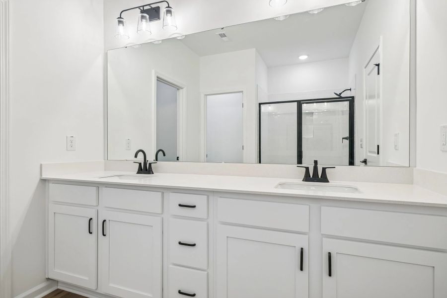 Representative images and renderings are for illustrative purposes. Actual structural options and design finishes of home may vary. Representative images and renderings are for illustrative purposes. Actual structural options and design finishes of home may vary.