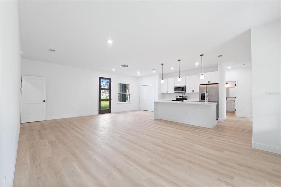 Image 33 of a home in .