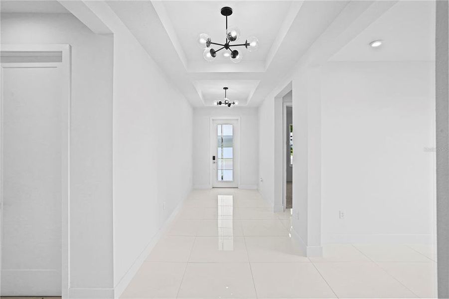 Spacious, unfurnished interior of a new home in Cresswind at Hammock Oaks, Lady Lake (Image 38). Spacious, unfurnished interior of a new home in Cresswind at Hammock Oaks, Lady Lake (Image 38).