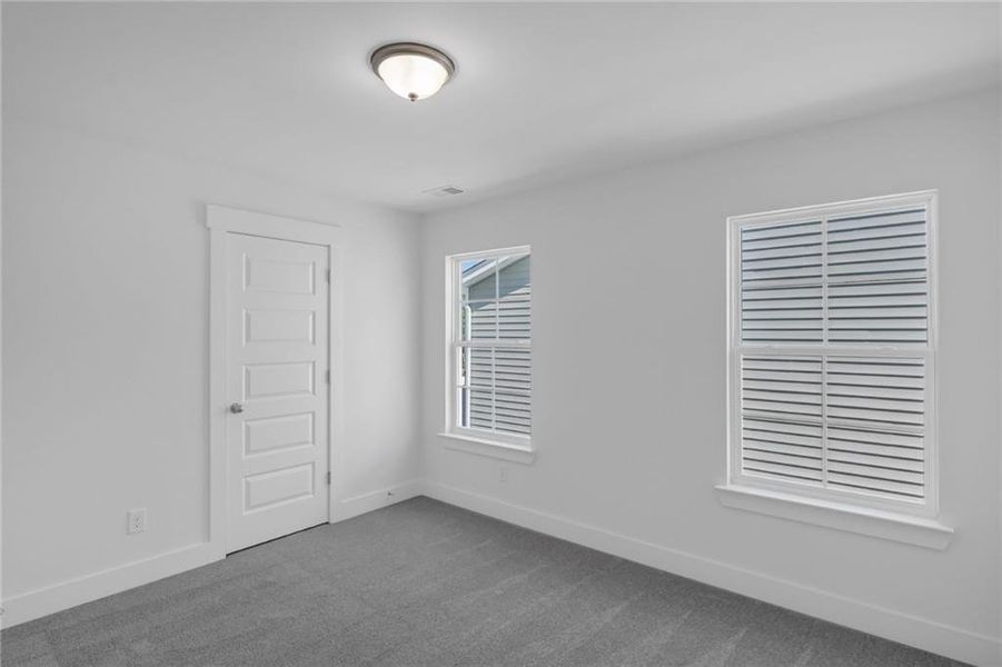 Spacious, unfurnished interior of a new home in Villas at Dawsonville, Dawsonville (Image 26).