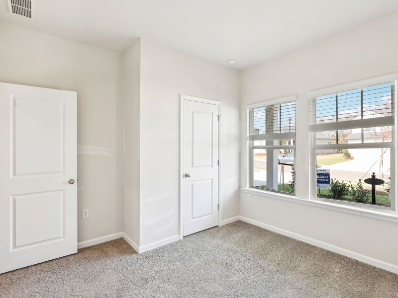 Spacious, unfurnished interior of a new home in Preserve at Mountain Creek, Pendergrass (Image 16).