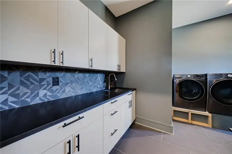 Furnished interior view inside a new home in , Sandy Springs (Image 16).