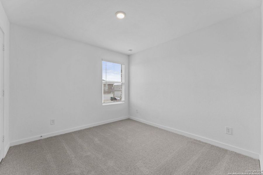 Spacious, unfurnished interior of a new home in Hightop Ridge, Converse (Image 25).