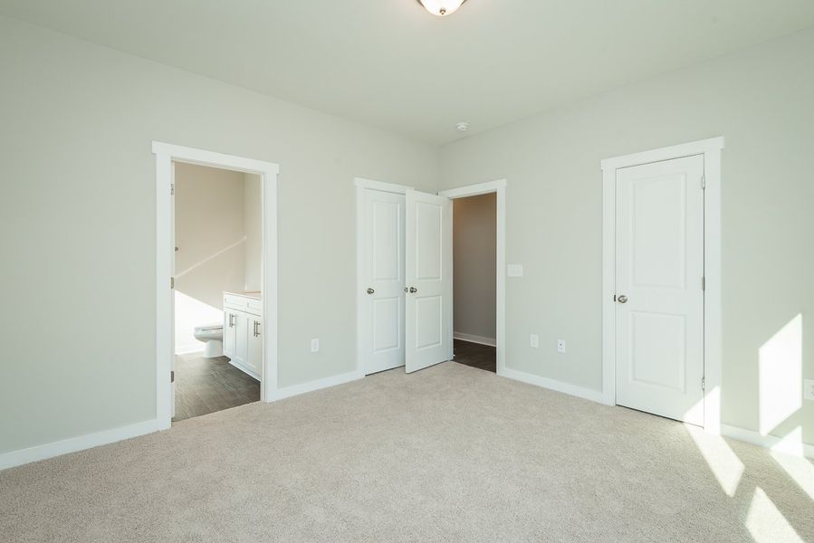 Representative unfurnished interior of a home built from the Grayson B by Foundation Home Builders LLC in Ambergate II, Rocky Mount (Image 16).