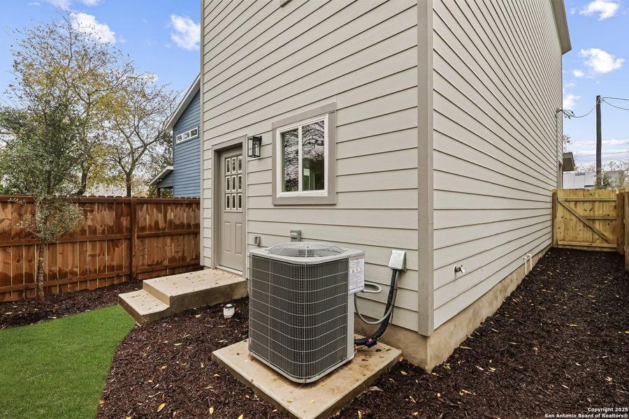 Exterior details and patio area of a home in , San Antonio (Image 3).