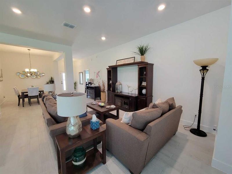 Furnished interior view inside a new home in Ocala Crossings South, Ocala (Image 17). Furnished interior view inside a new home in Ocala Crossings South, Ocala (Image 17).