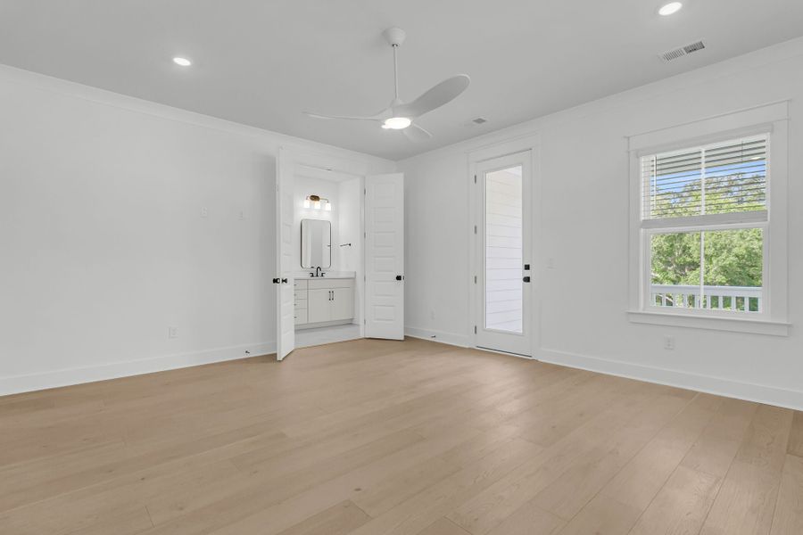 4br New Home in James Island, SC.  - Slide 7