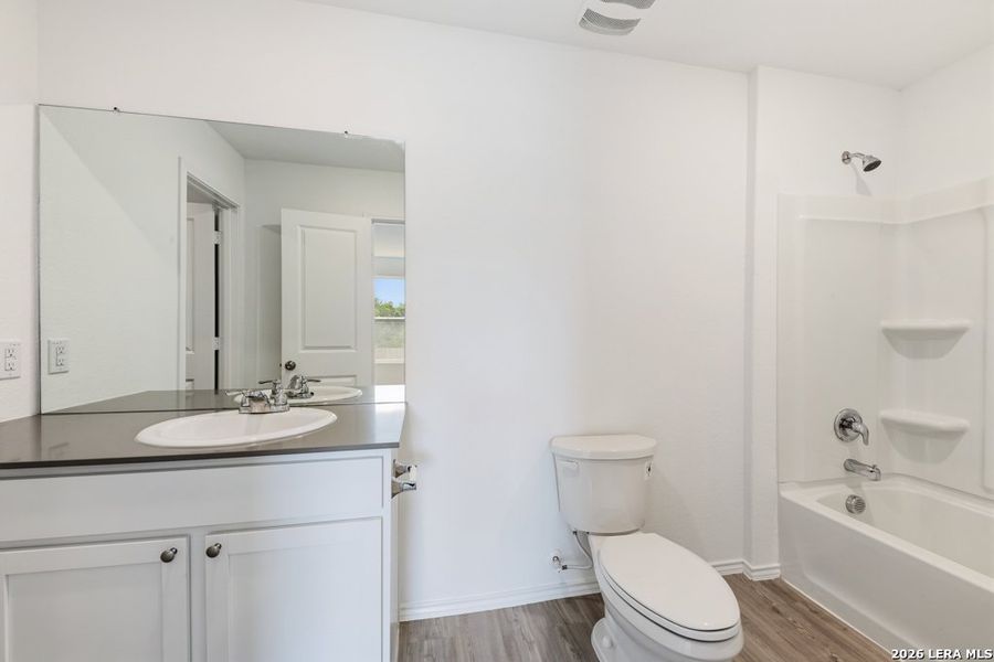 Furnished interior view inside a new home in Lodi Grove, Floresville (Image 9). Furnished interior view inside a new home in Lodi Grove, Floresville (Image 9).