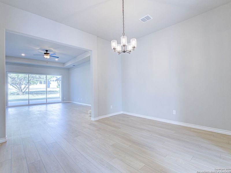 Spacious, unfurnished interior of a new home in Potranco Oaks, Castroville (Image 24). Spacious, unfurnished interior of a new home in Potranco Oaks, Castroville (Image 24).