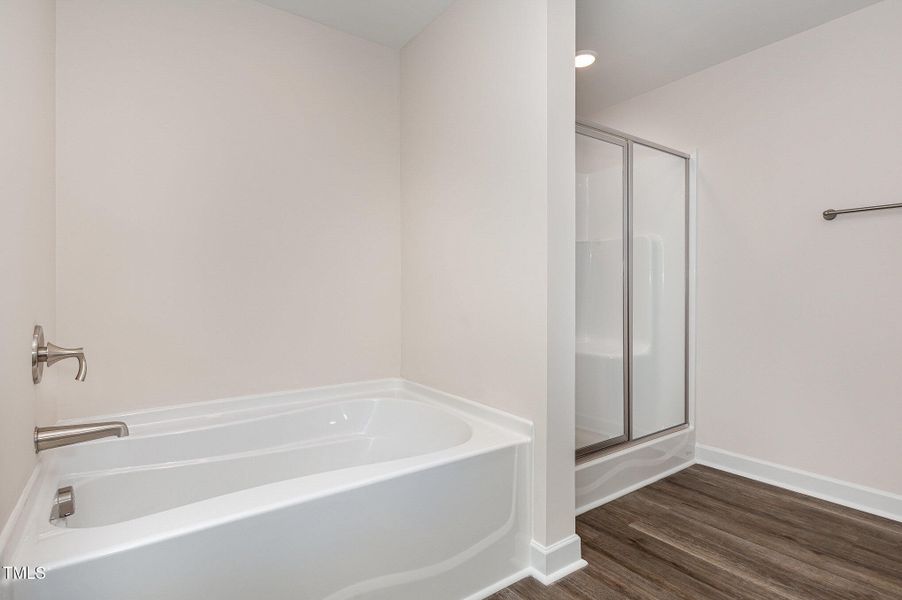 015_bc4a0538-edit_885