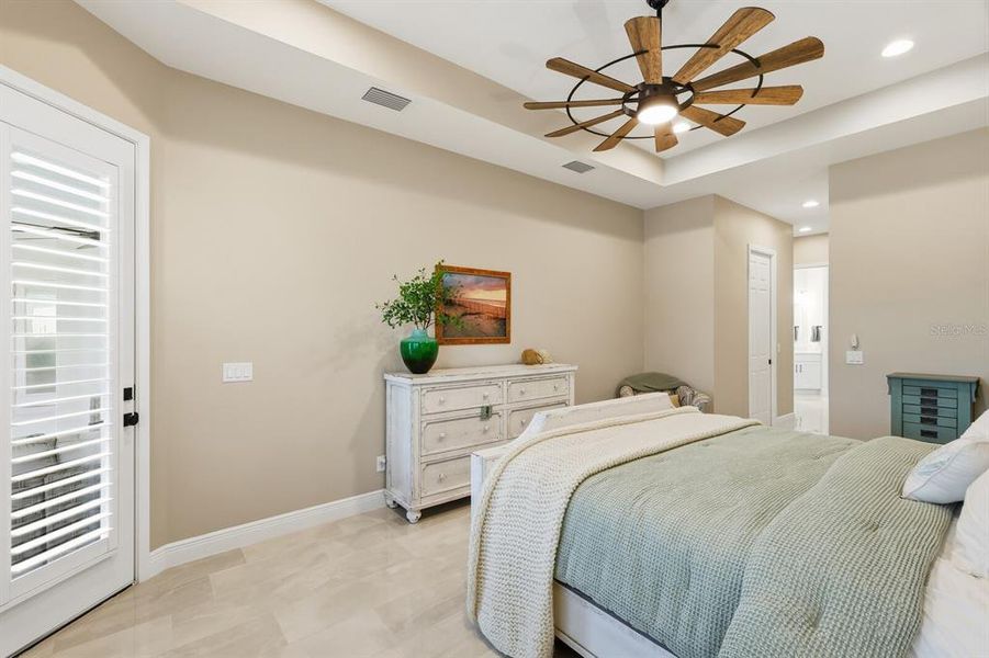 Furnished interior view inside a new home in The Reserve at Twin Rivers, Parrish (Image 12). Furnished interior view inside a new home in The Reserve at Twin Rivers, Parrish (Image 12).