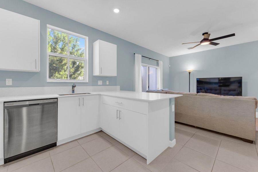 Furnished interior view inside a new home in , Coral Springs (Image 27).