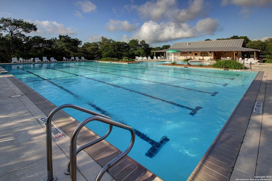 Community amenities in , San Antonio (Image 5).