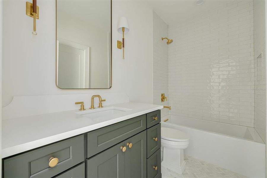 Furnished interior view inside a new home in , St. Petersburg (Image 15).