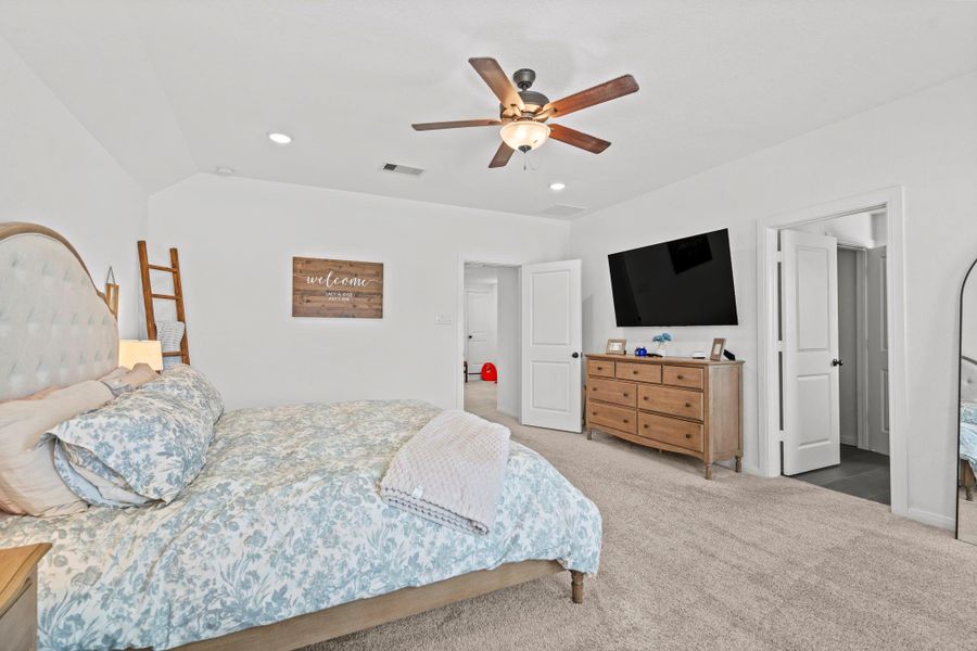 Furnished interior view inside a new home in , Magnolia (Image 24).