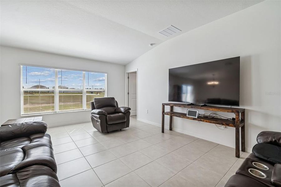 Furnished interior view inside a new home in Wind Meadows South, Bartow (Image 6).