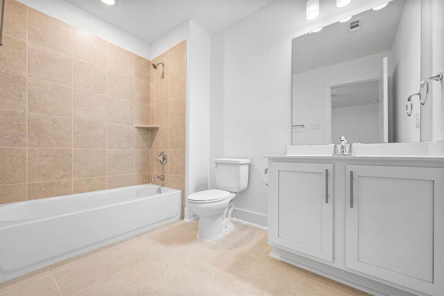 Furnished interior view inside a new home in Heritage Towne, Midlothian (Image 6).