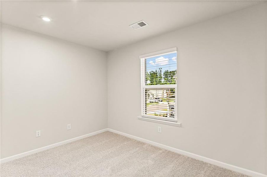 Spacious, unfurnished interior of a new home in Watermist at Mirror Lake, Villa Rica (Image 14). Spacious, unfurnished interior of a new home in Watermist at Mirror Lake, Villa Rica (Image 14).