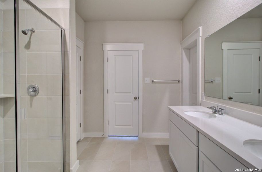 Furnished interior view inside a new home in Cloud Country, New Braunfels (Image 5).