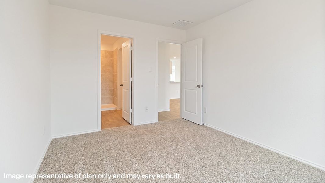 Representative unfurnished interior of a home built from the The Emory by D.R. Horton in Blue Ridge Ranch, San Antonio (Image 18). Representative unfurnished interior of a home built from the The Emory by D.R. Horton in Blue Ridge Ranch, San Antonio (Image 18).
