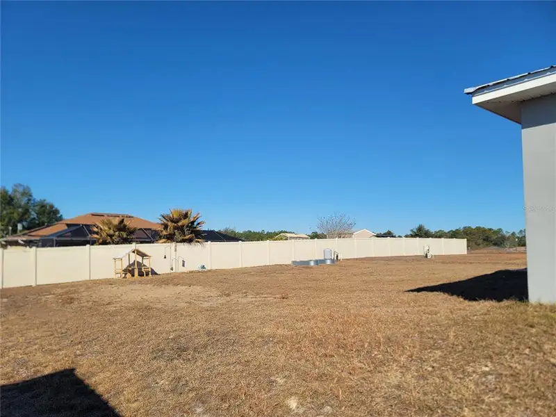 Exterior details and patio area of a home in , Ocala (Image 3).