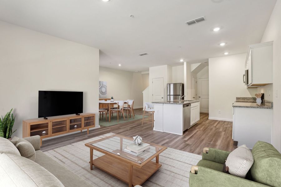 Representative furnished interior of a home built from the Echo by Starlight Homes in Chestnut Grove, Douglasville (Image 8).
