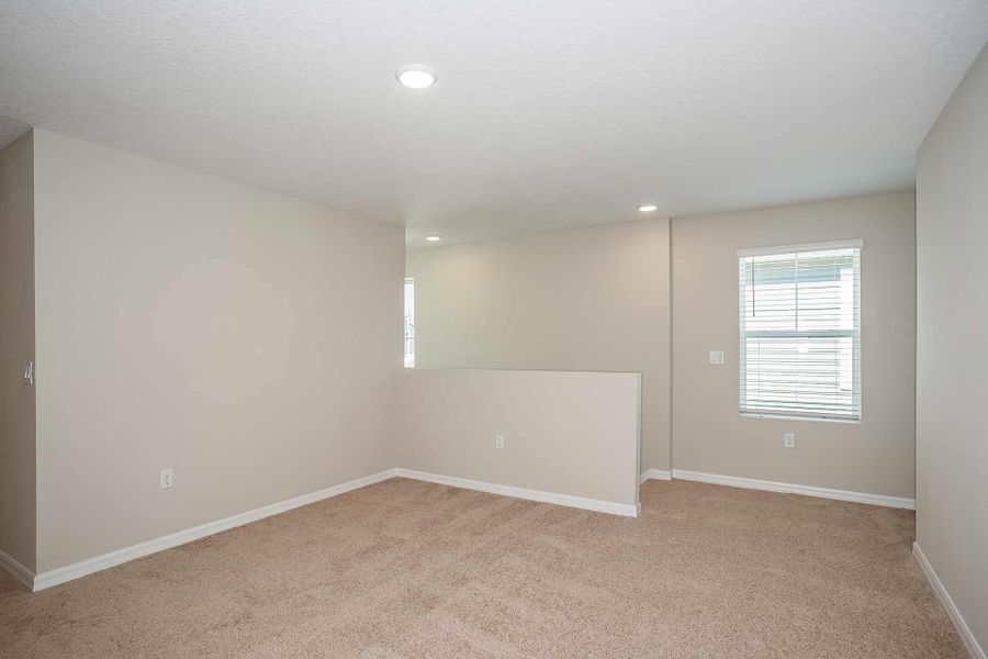 Spacious, unfurnished interior of a new home in Pasadena Ridge, Dade City (Image 17). Spacious, unfurnished interior of a new home in Pasadena Ridge, Dade City (Image 17).