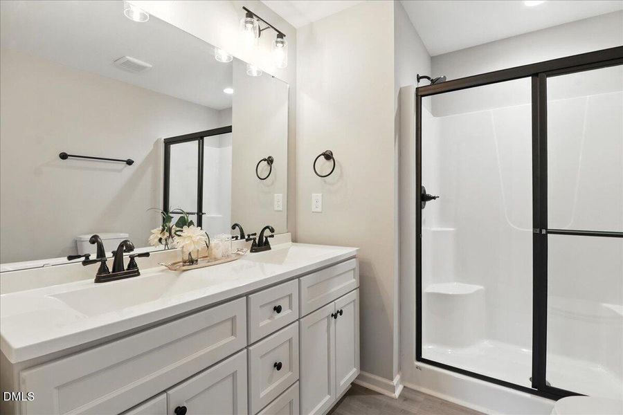 21-129 Grace Pond Ave-21