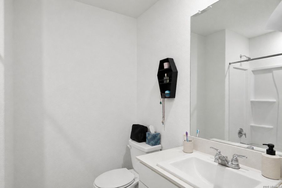Image 12 of a home in .