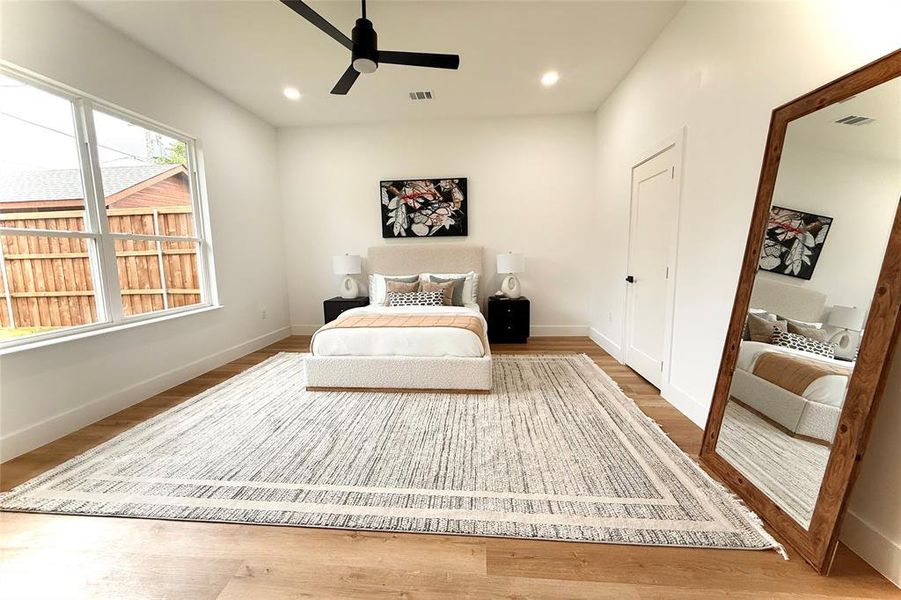 Furnished interior view inside a new home in , Dallas (Image 15).