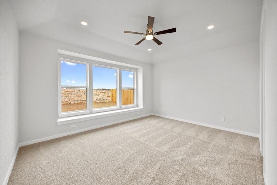 Spacious, unfurnished interior of a new home in Santa Rita Ranch, Liberty Hill (Image 25). Spacious, unfurnished interior of a new home in Santa Rita Ranch, Liberty Hill (Image 25).