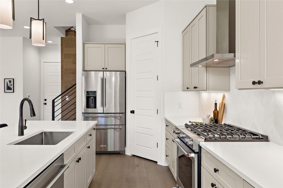 Furnished interior view inside a new home in , Austin (Image 28). Furnished interior view inside a new home in , Austin (Image 28).