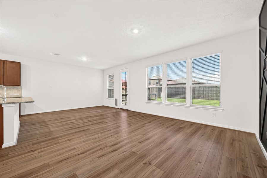 Spacious, unfurnished interior of a new home in , Houston (Image 19). Spacious, unfurnished interior of a new home in , Houston (Image 19).