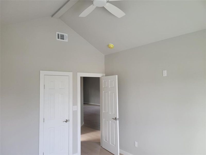 Spacious, unfurnished interior of a new home in , Brownwood (Image 12).