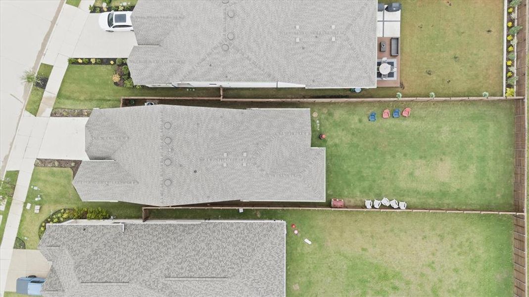 Imagine your retreat in this back yard Imagine your retreat in this back yard
