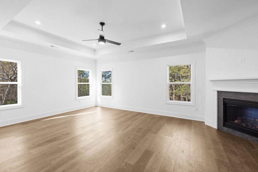 Spacious, unfurnished interior of a new home in Livingstone Park, Kennesaw (Image 28).