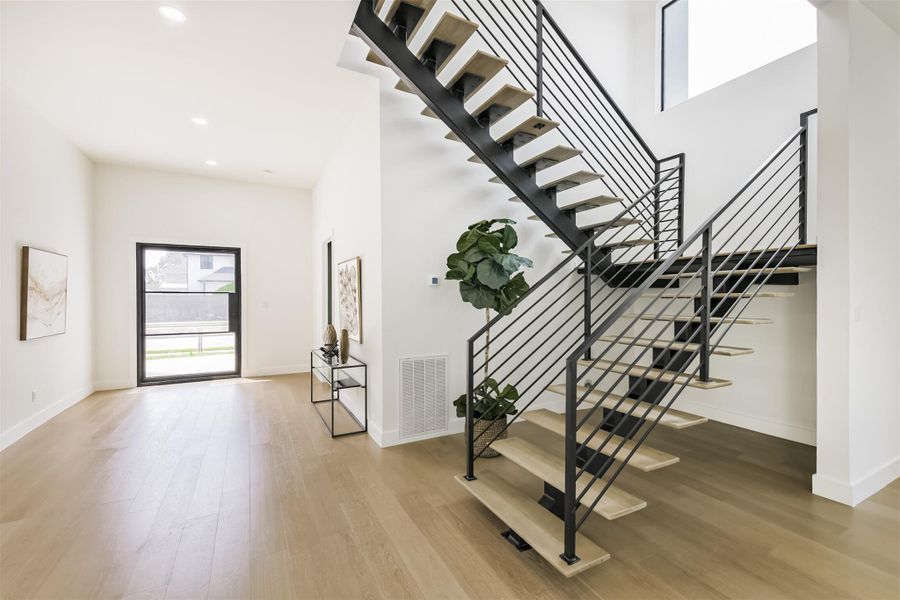 Image 43 of a home in .